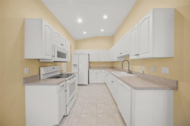 Building Photo - 4458 Corso Venetia Blvd