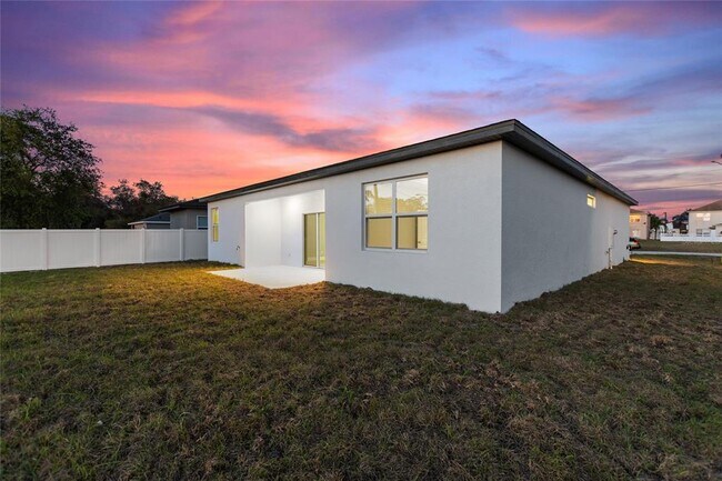 Building Photo - 115 Big Sioux Dr