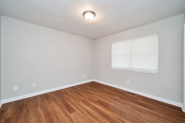 Building Photo - Hidden Gem in McCalla – Private 2BR Retreat on a Large Secluded Lot!