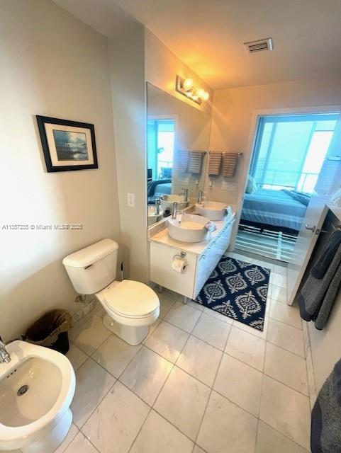 Building Photo - 888 Biscayne Blvd