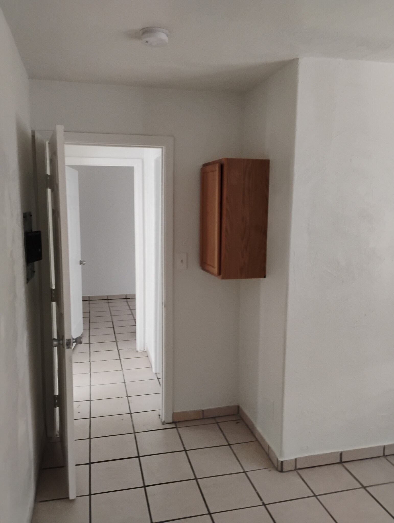 Building Photo - 3233 W Melvin St