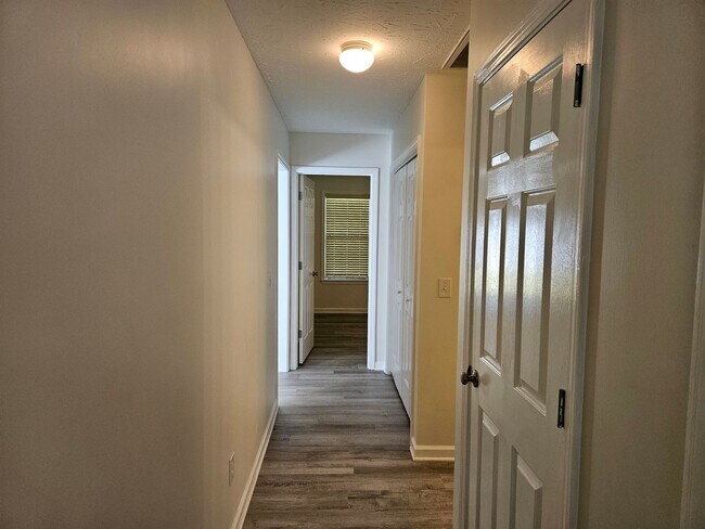 Building Photo - 3 bedroom, 2 bath home in the Neighborhoods of Holly Ridge Community