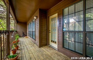 Building Photo - 8611 Datapoint Dr