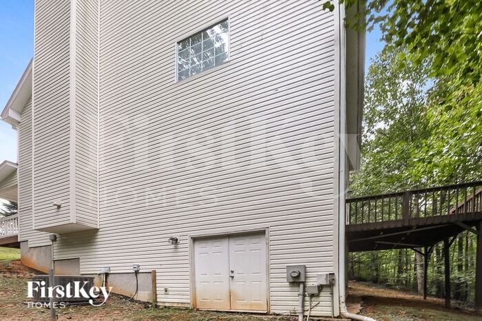 Building Photo - 3881 Berkshire Ridge Dr