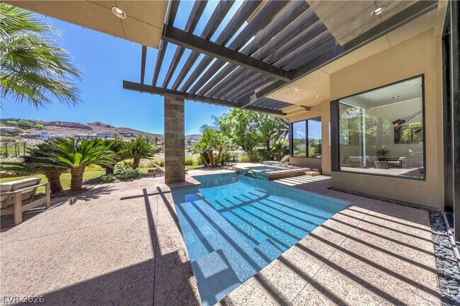 Building Photo - 1501 Foothills Village Dr