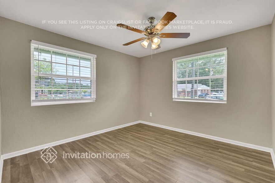 Building Photo - 5279 Carder St