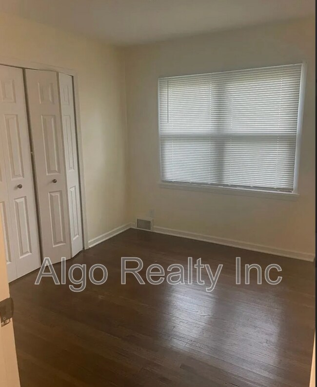 Building Photo - 5109 48th Ave N