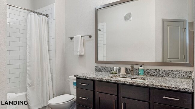 Building Photo - 3419 Fountains Dr