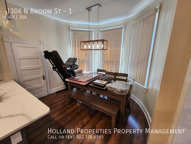 Building Photo - 1306 N Broom St