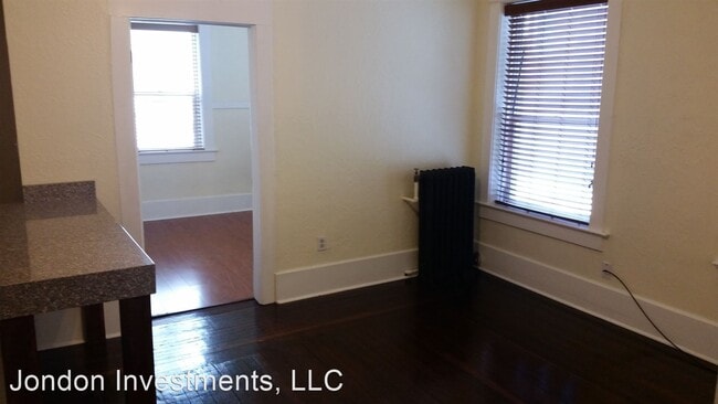 Building Photo - 347 S 300 E