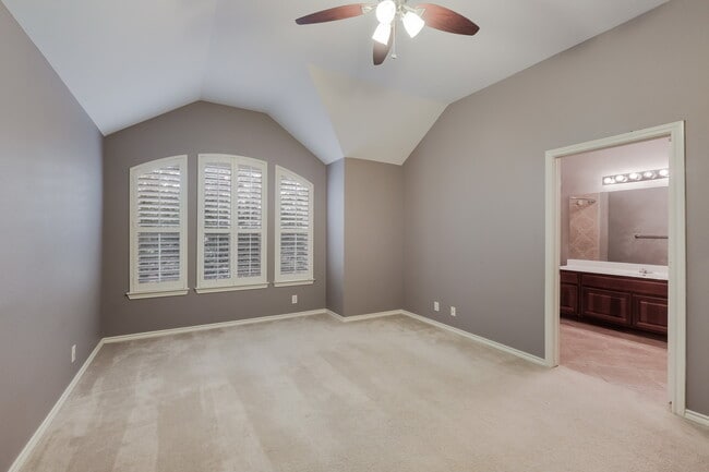 Building Photo - 6902 Terra Rye