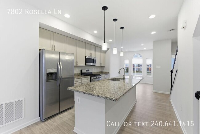 Building Photo - 7802 Rosella Ln