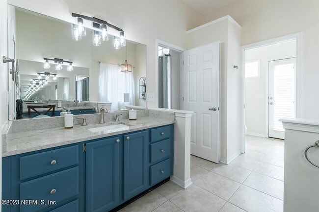 Building Photo - 114 Colombard Ct