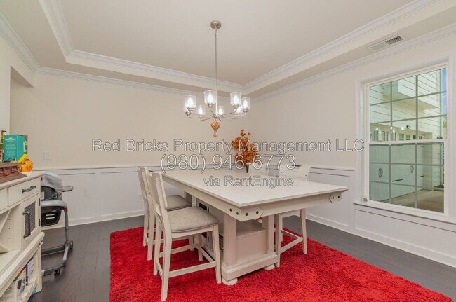 Building Photo - 12917 Hindcross Dr