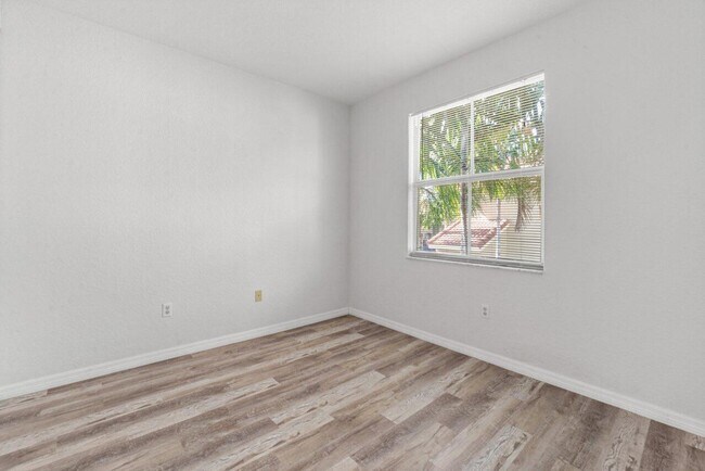 Building Photo - 406 Lake Monterey Cir