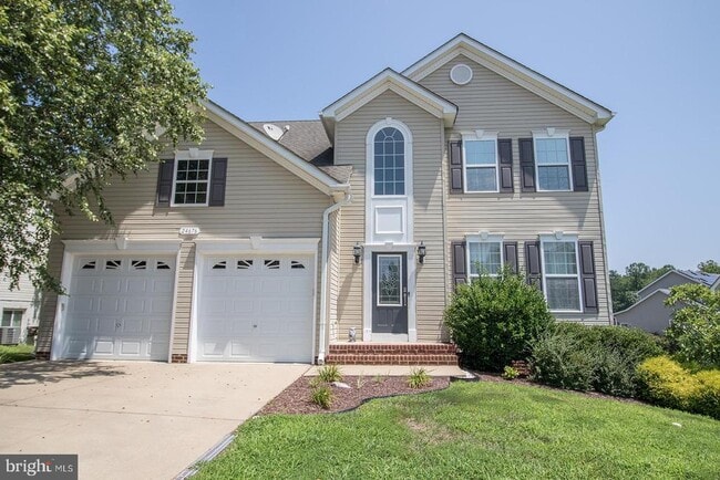 Primary Photo - 24676 Broad Creek Dr