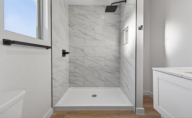 Building Photo - 6621 Jason St