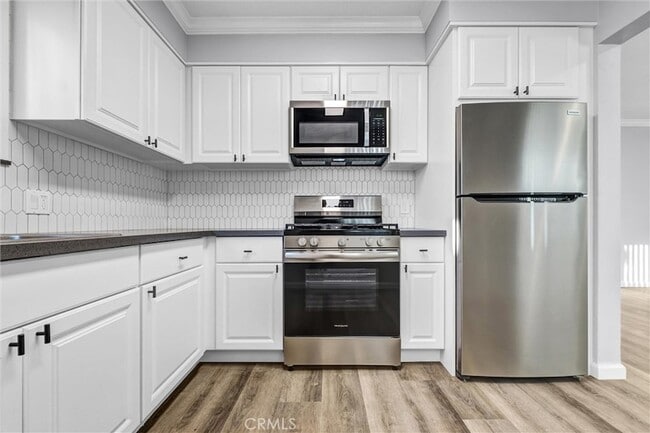 Building Photo - 3617 Carlota Blvd