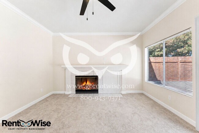 Building Photo - 406 Grenadine Way