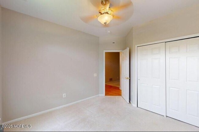 Building Photo - 13 Wedgewood Ct