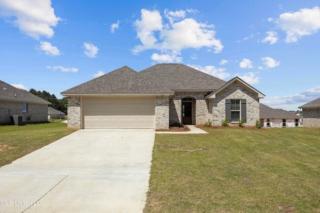 Building Photo - 230 Hemingway Cir