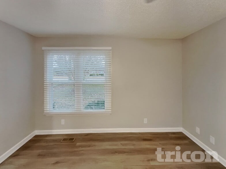 Building Photo - 730 Brushy Ridge Dr