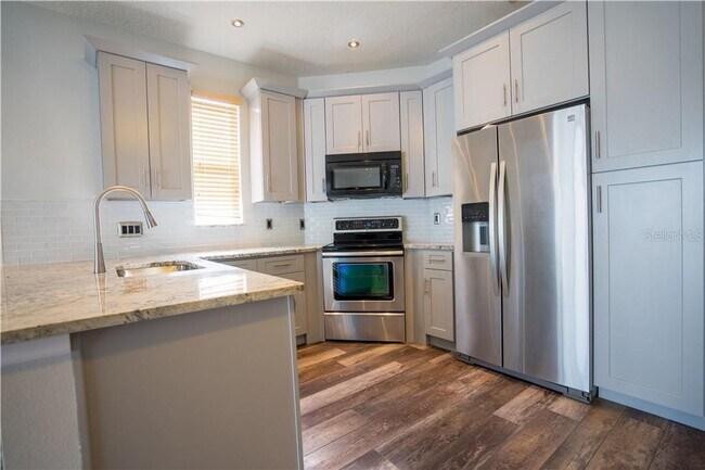 Building Photo - 2703 Snow Goose Ln