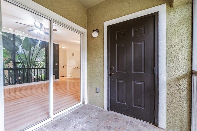 Building Photo - 10108 Courtney Oaks Cir