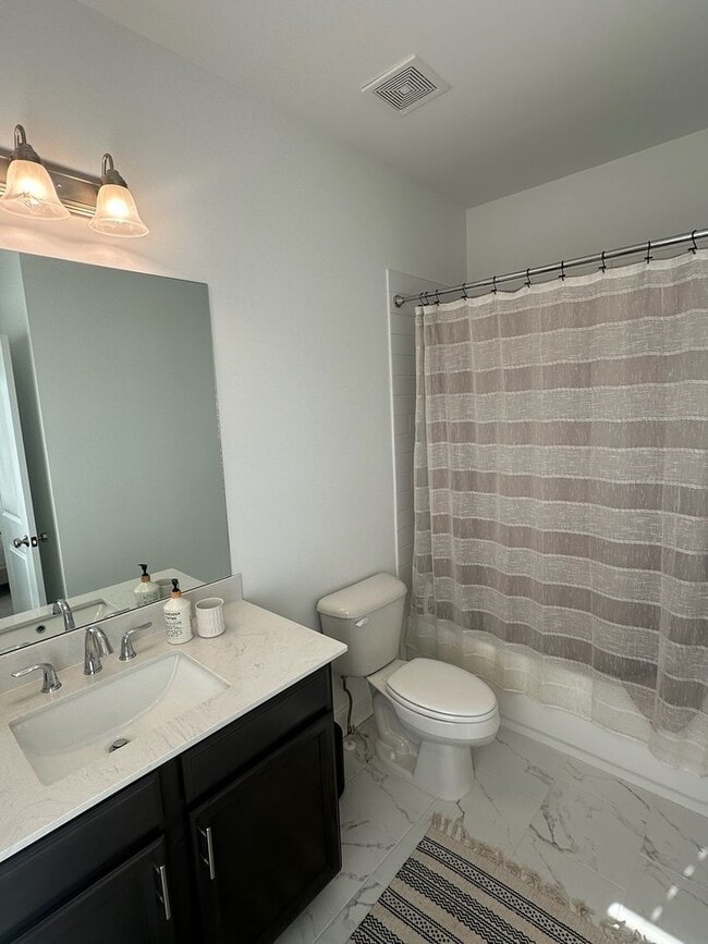 Building Photo - Charming 3BR Townhome in Buford