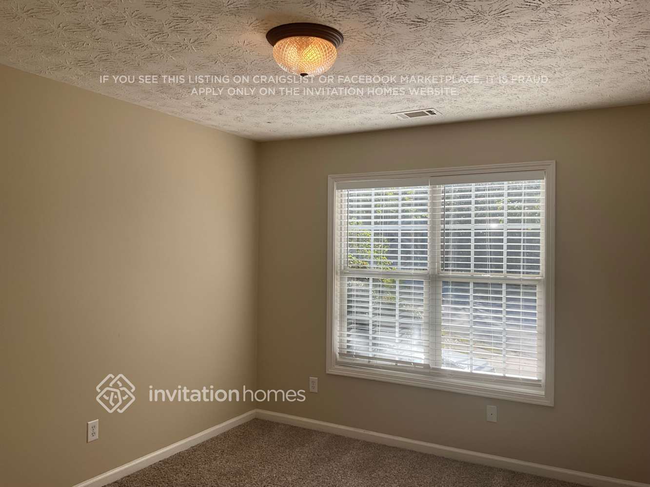 Building Photo - 615 Simon Ive Dr