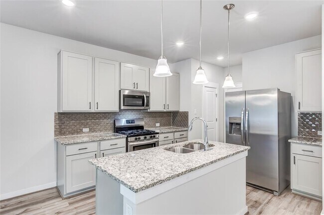 Building Photo - 17200 Crane Fly Dr