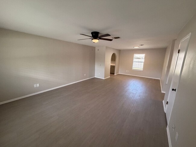 Building Photo - Walk to Torrey Park, and Live Minutes from Historic Gruene! 2/1/1 Duplex on a Corner Lot with Ref...