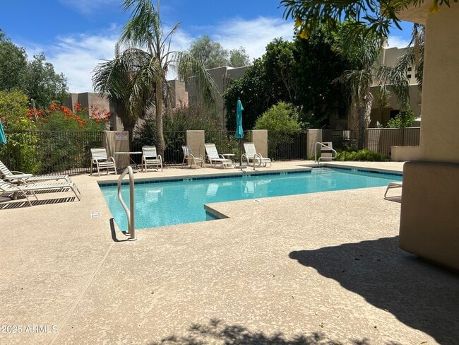 Building Photo - 9065 E Gary Rd