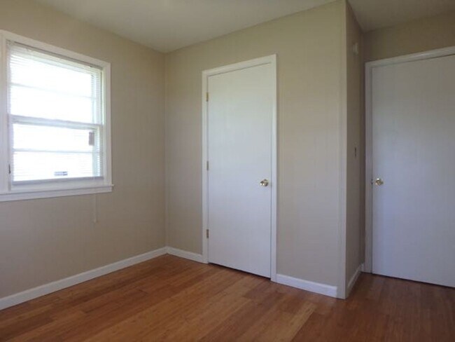 Building Photo - Nice 3 Bedroom Country House!