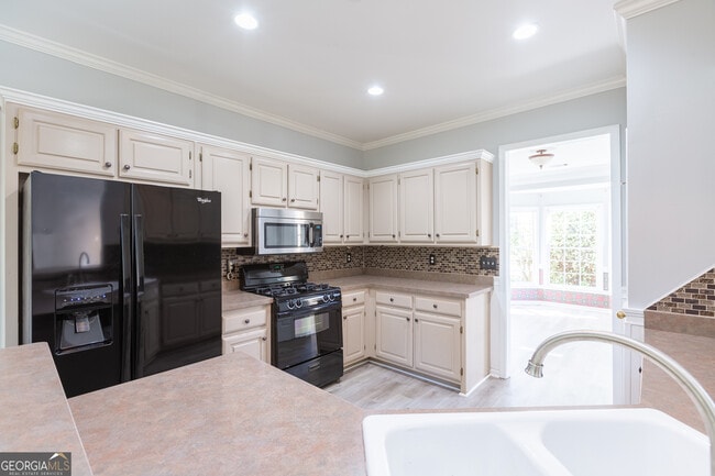 Building Photo - 1748 Christiana Dr