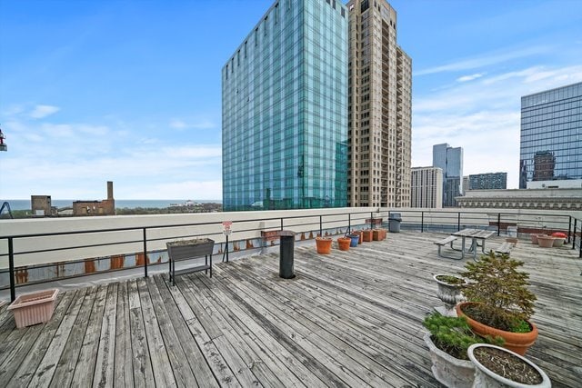 Building Photo - 1020 S Wabash Ave