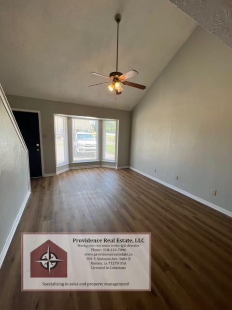 Building Photo - 401 Kennon Ln