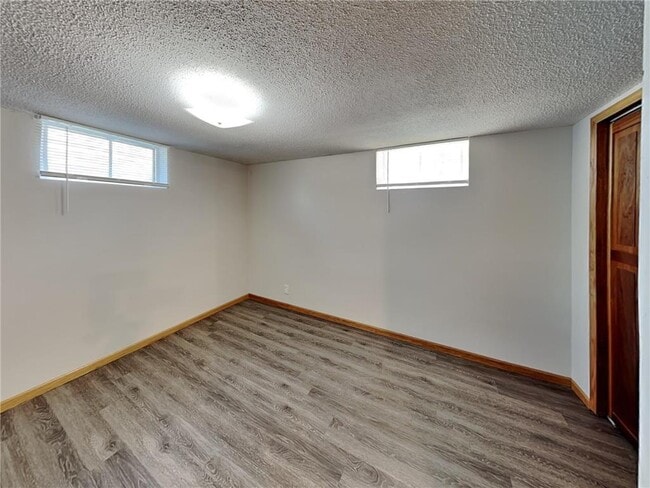 Building Photo - 1218 Skillman Ave E