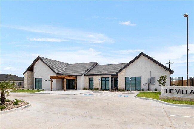 Building Photo - 530 S State Hwy 336