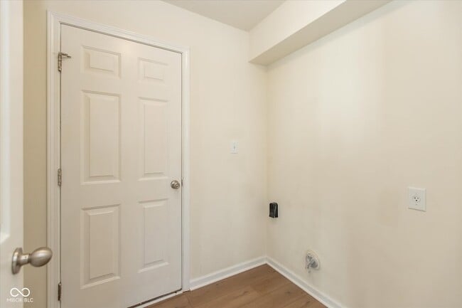 Building Photo - 1051 Taurus Ct