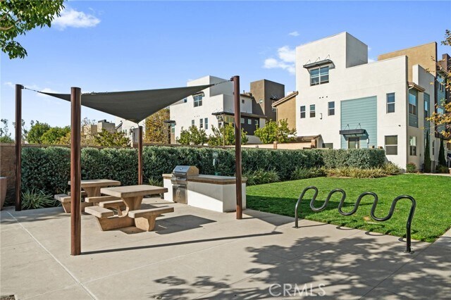 Building Photo - 7819 Paxton Pl