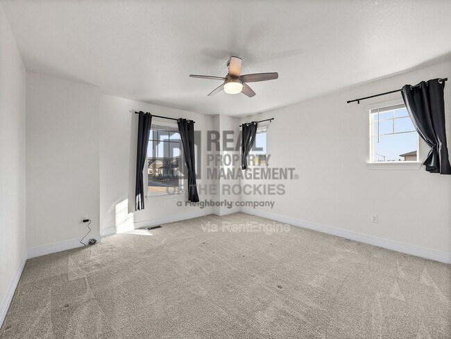 Building Photo - 1203 Bon Homme Richard Dr