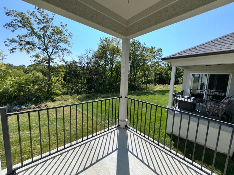 Building Photo - 1433 SW Winthrop Dr