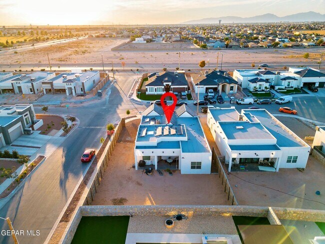 Building Photo - 2300 Tierra Zaria