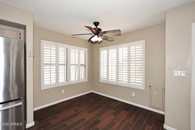 Building Photo - 4591 W Oakland St