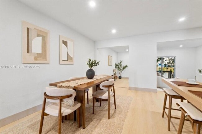 Building Photo - 1905 NW 62nd Terrace