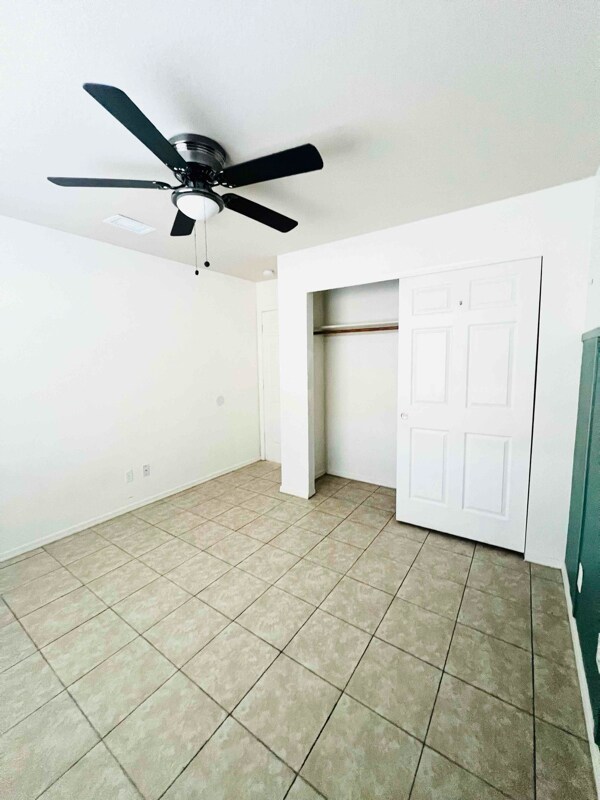 Building Photo - 3150 Arapaho Dr