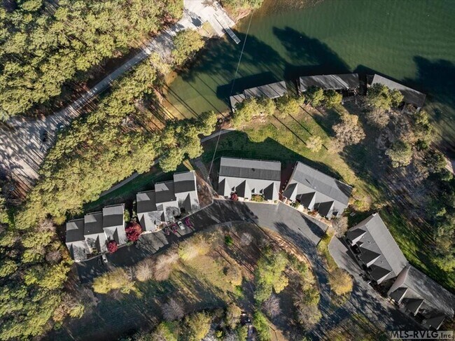 Building Photo - 164 Sandy Cove Dr