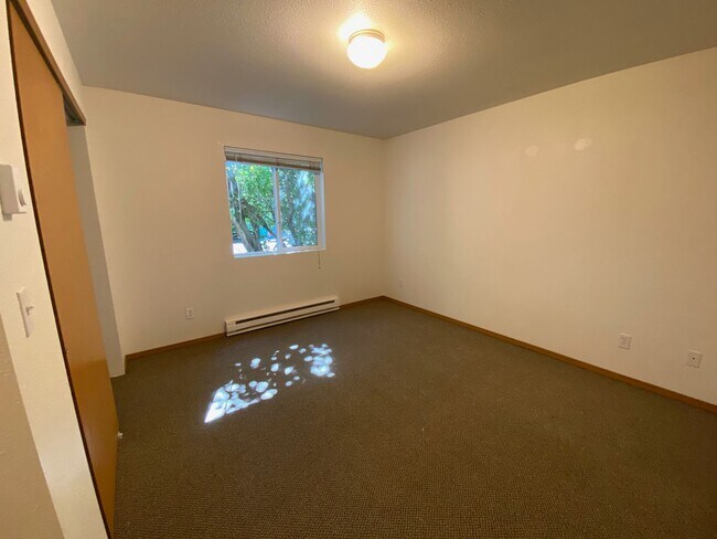 Building Photo - 607 Taylor