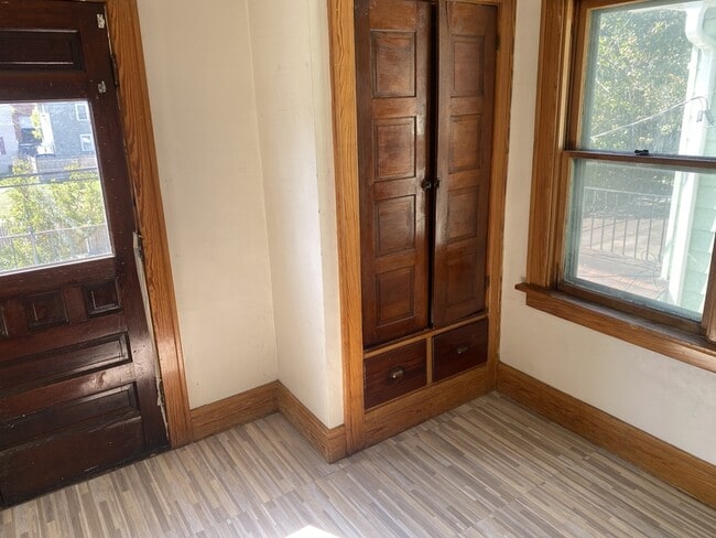 Building Photo - 28 Blum Ave